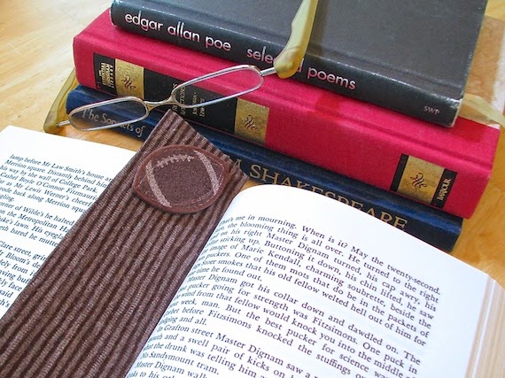 diy felt bookmark