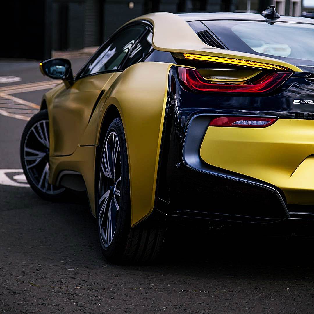 BMW i8 Protonic Frozen Yellow Edition - BMW Electric Car