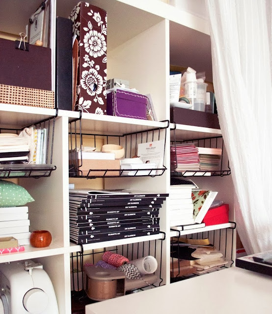 Home office com parede preta é arrojado e clean. Blog Achados de Decoração Home office com parede preta é arrojado e clean. Blog Achados de Decoração