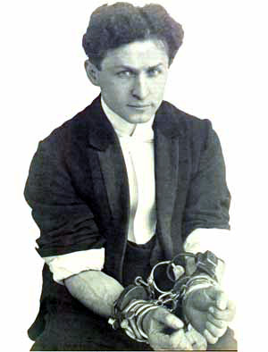 rundangerously: happy birthday harry houdini - 137 years old in heaven