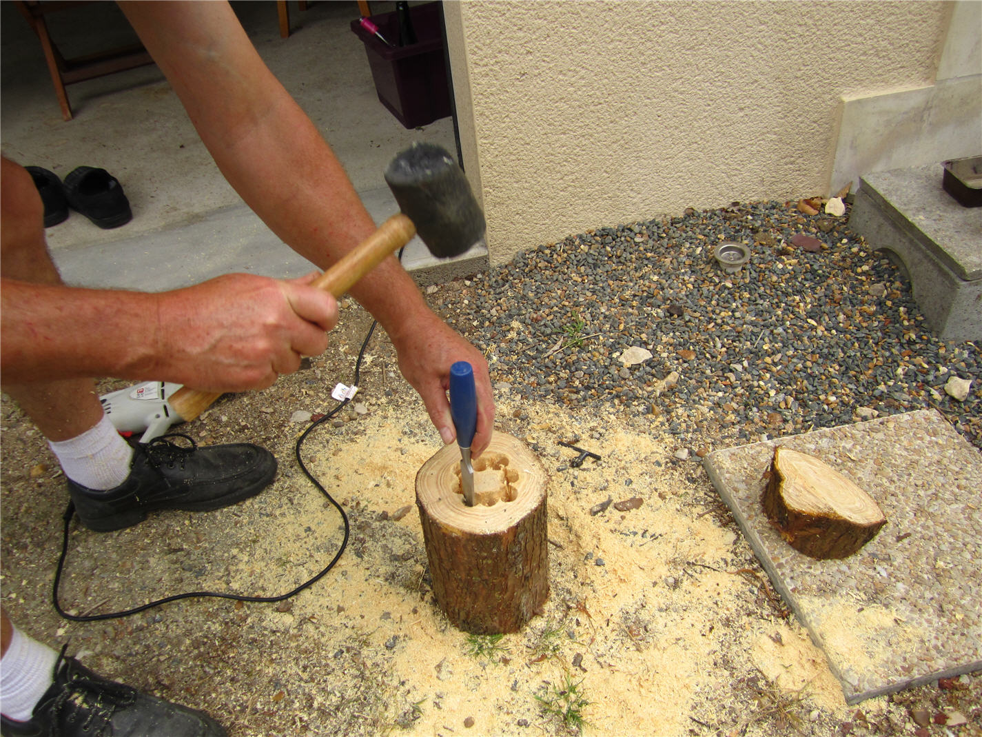 Бревно из бетона своими руками