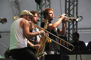 Reseña Vive latino 2011 - viernes 8 de abril 19 6158C14A3620609A7F5EF34E6DC