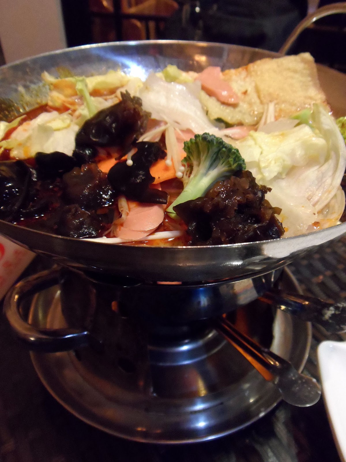 Chic Vegetarian Cuisine Steamboat Xin Hua Vegetarian Restaurant
