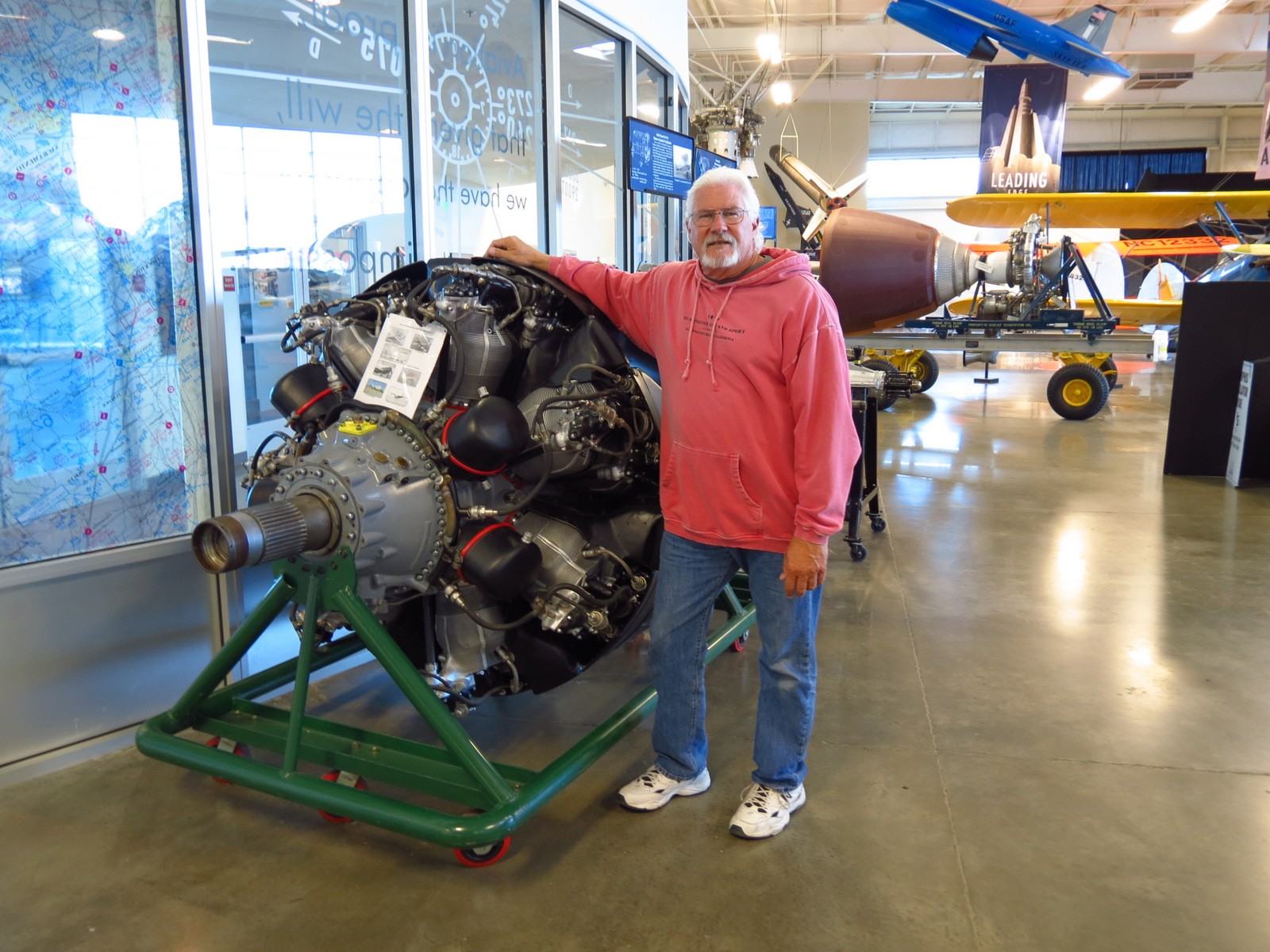 28 Цилиндровый двигатель Pratt Whitney aircraft engine