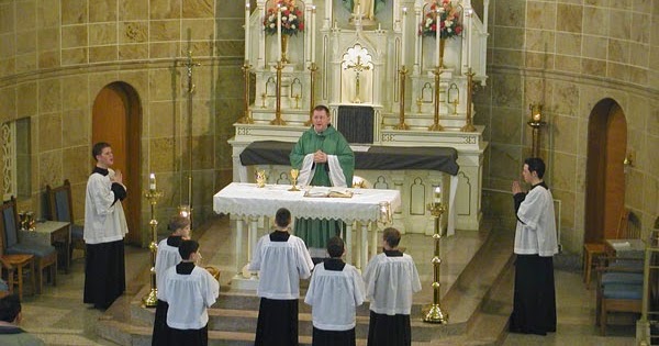Organic Mothering: The Novus Ordo Mass and Protestant Church Services