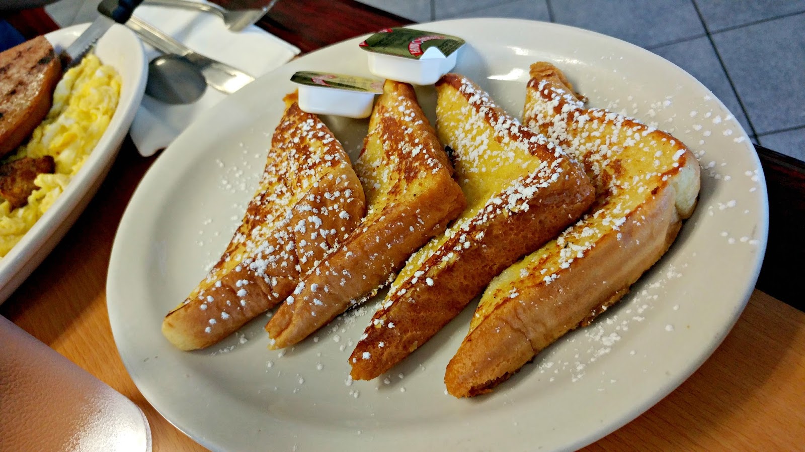 MamiEggroll Sunday Brunch at Connector Cafe in Lowell