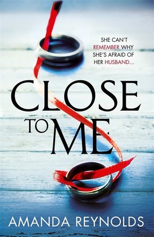 Review: Close to Me by Amanda Reynolds