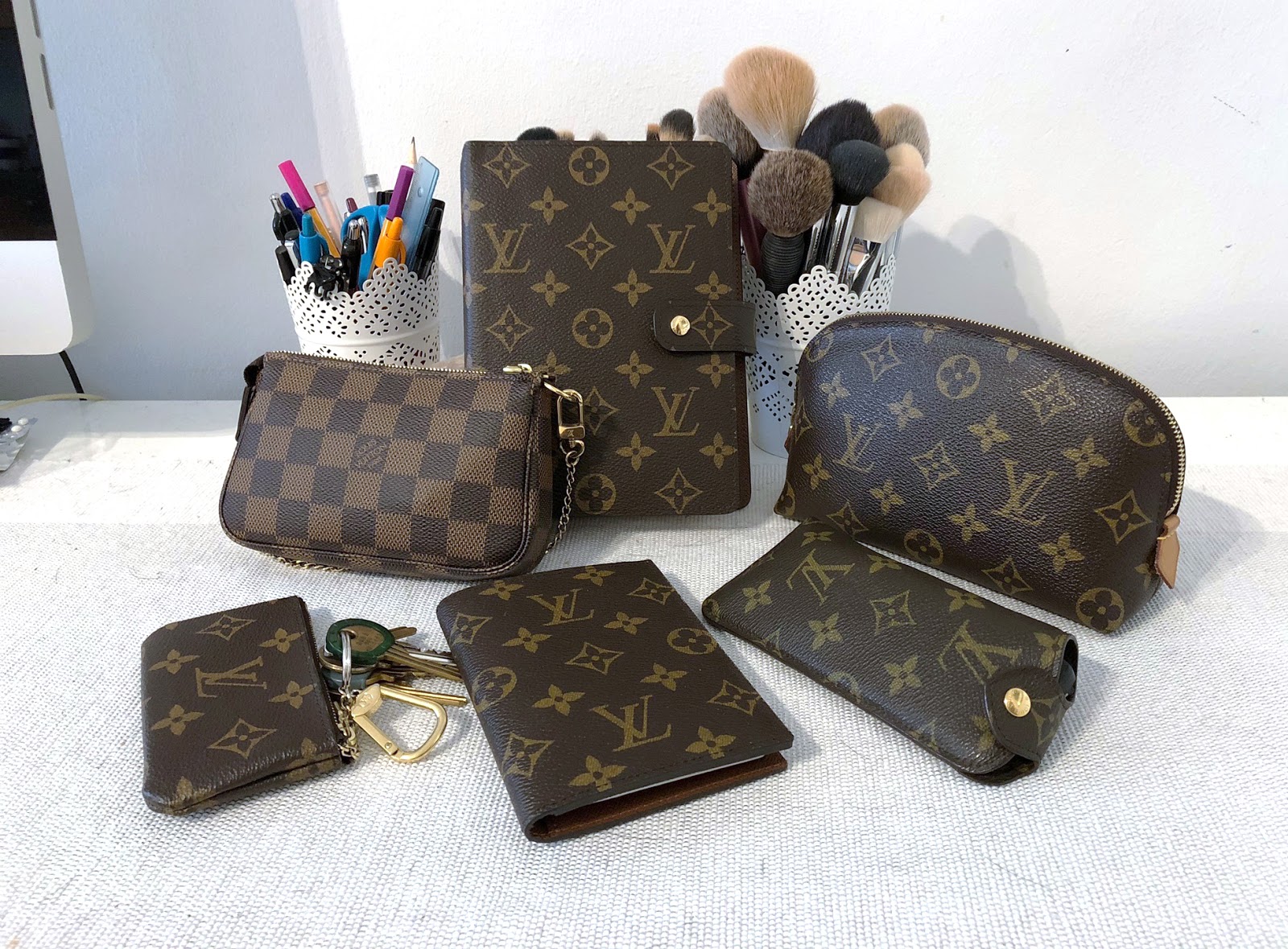 LV Daily Pouch ( with Hooks ) - SLG Organizer