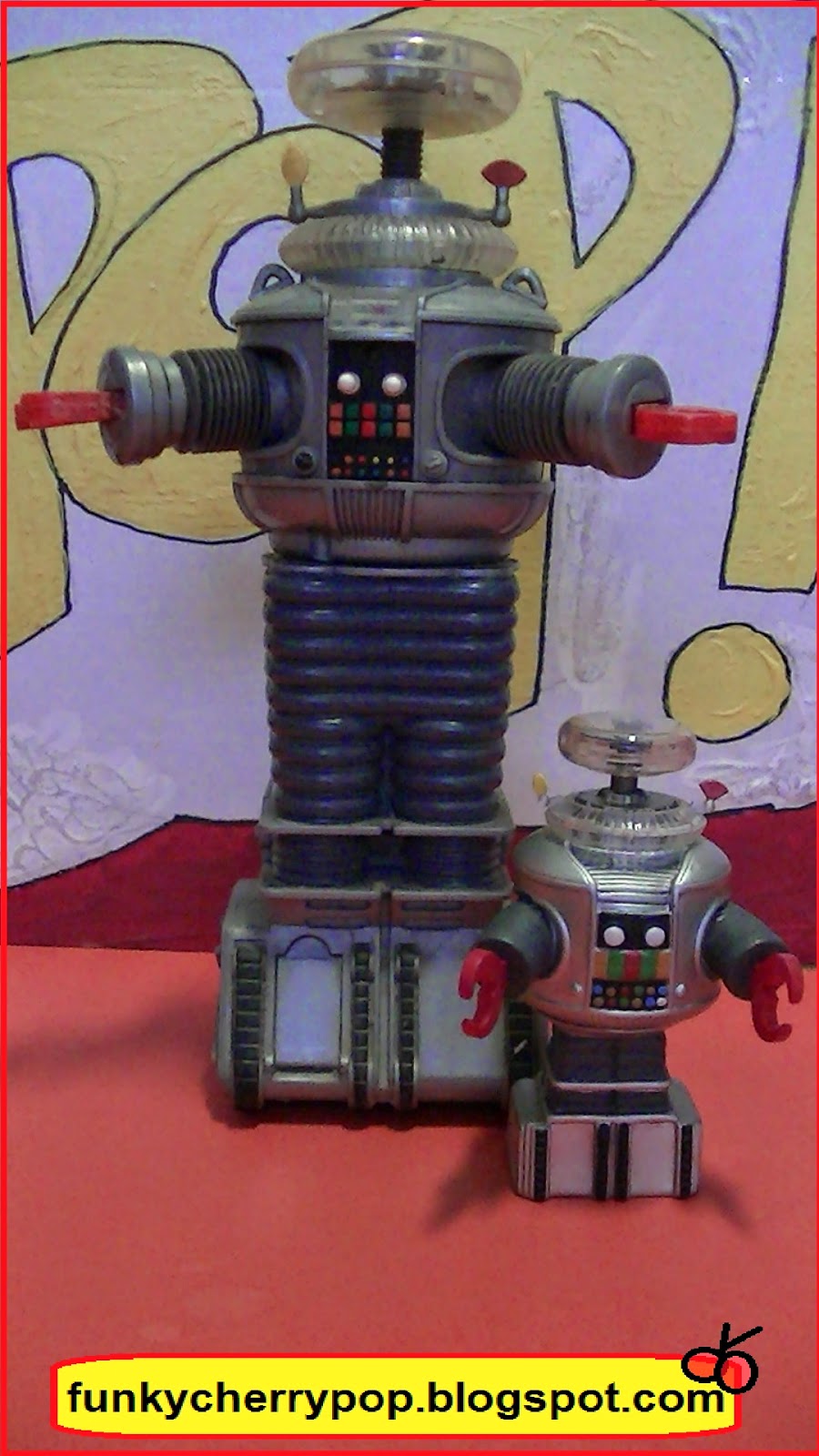 Funky Pop! Funko figures. Lost in Space Robot B9