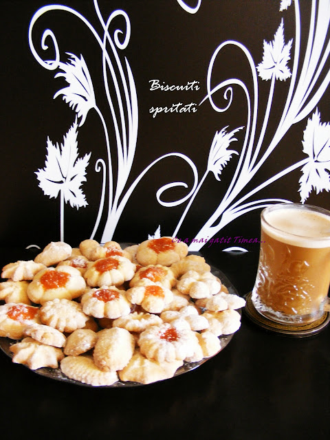 Biscuiti spritati
