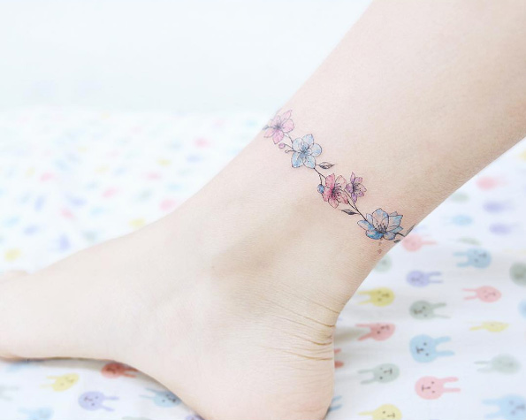 Tatuagens femininas para os tornozelos Tatuagens femininas para os tornozelos
