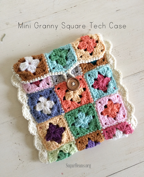 Crochet case granny squares (photo by Sugarbeans) | Happy in Red