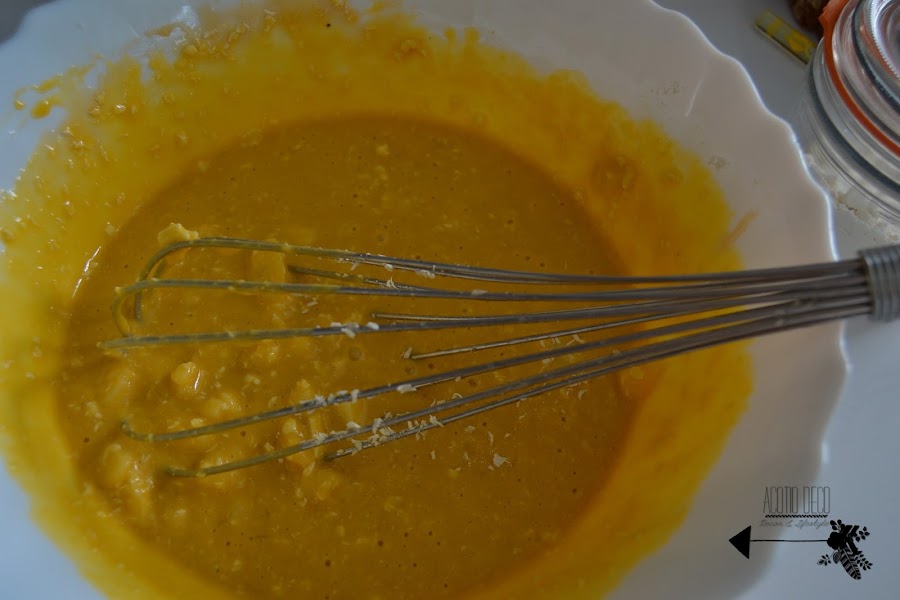 Magdalenas de pera y chocolate blanco