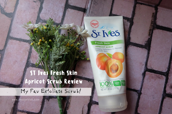 ST Ives Fresh Skin Apricot Scrub Review: My Favorite Exfoliator!