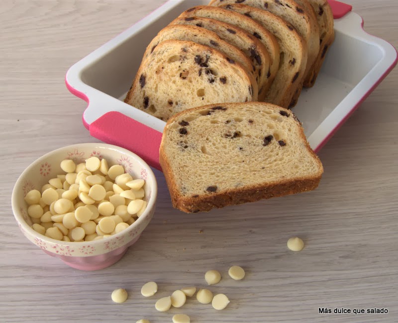 Más dulce que salado Pudin de Pan de Brioche con Mantequilla y Pepitas