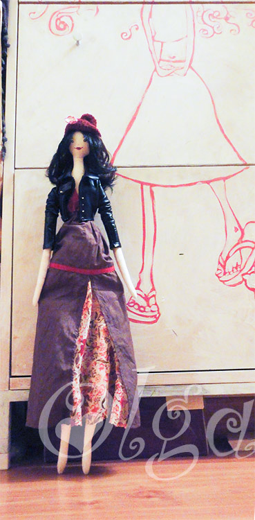 muñeca-tilda-cabeza-modificada-y-cazadora-de-cuero-tilda-doll-new-head-leather-jacket