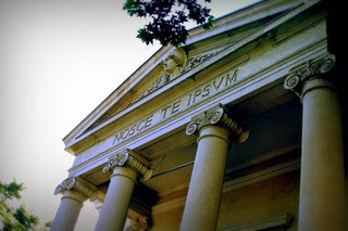 Η αυτογνωσία στη σύγχρονη εποχή Η αυτογνωσία στη σύγχρονη εποχή