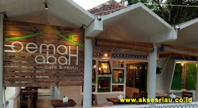 Oemah Abah Resto & Cafe Pekanbaru
