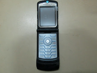 Hape Rusak Motorola V3i Buat Kanibalan Sparepart & Aksesoris Hape Rusak Motorola V3i Buat Kanibalan Sparepart & Aksesoris