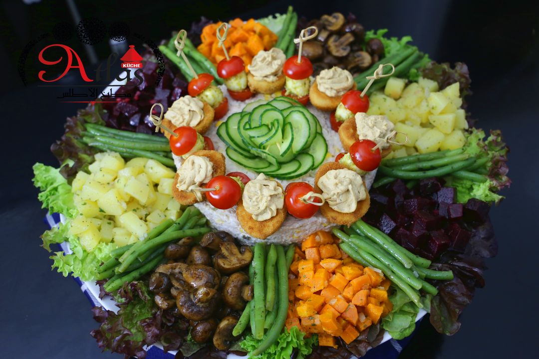 Atlas Küche: Marokkanischer Salat - bunte Salatplatte für besondere Anlässe