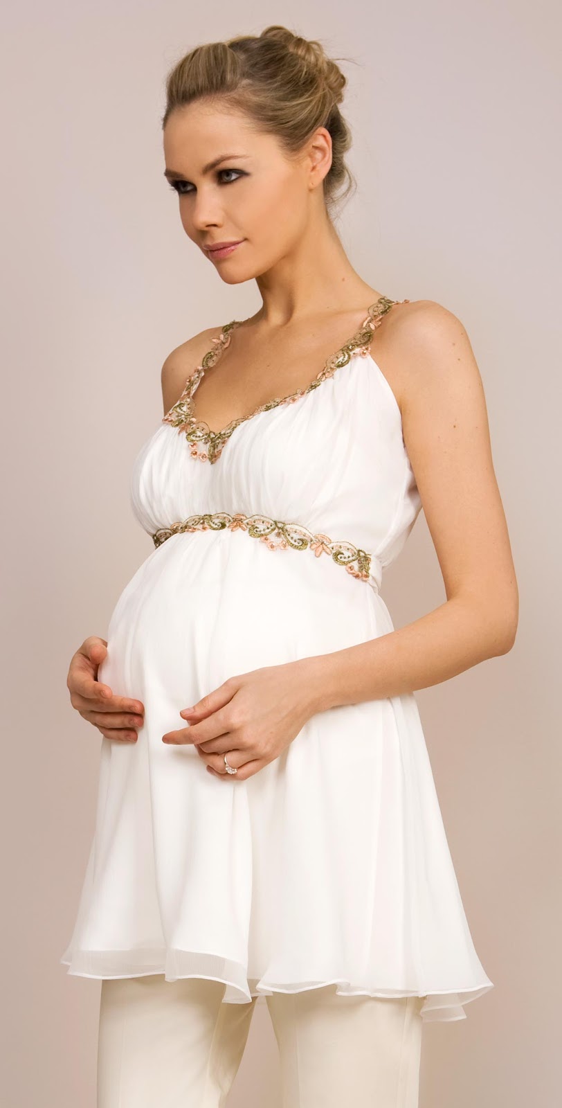 Women Fashion Trend: Maternity Summer Dresses