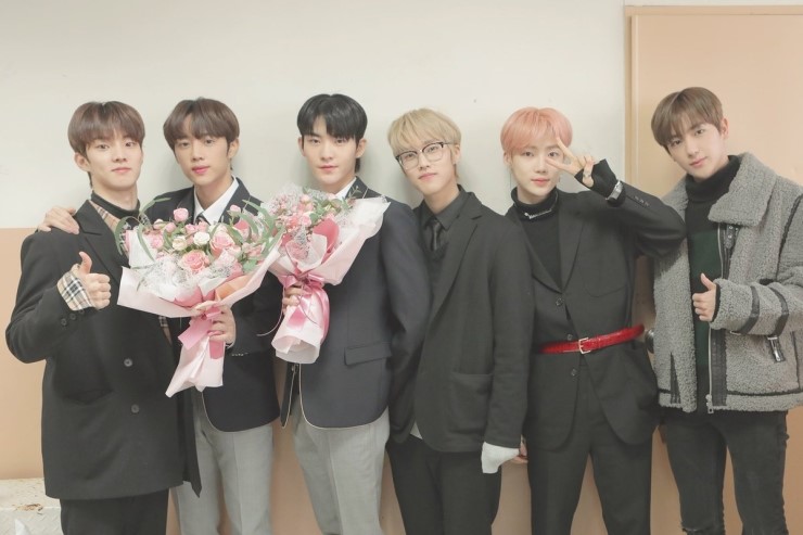 성인의날 맞은 더보이즈 막내라인들 | 인스티즈