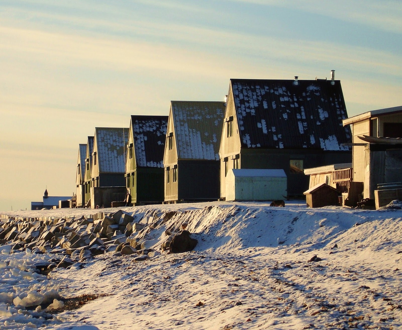 Ultima Thule Igloolik and Hall Beach, two nearby arctic settlements in