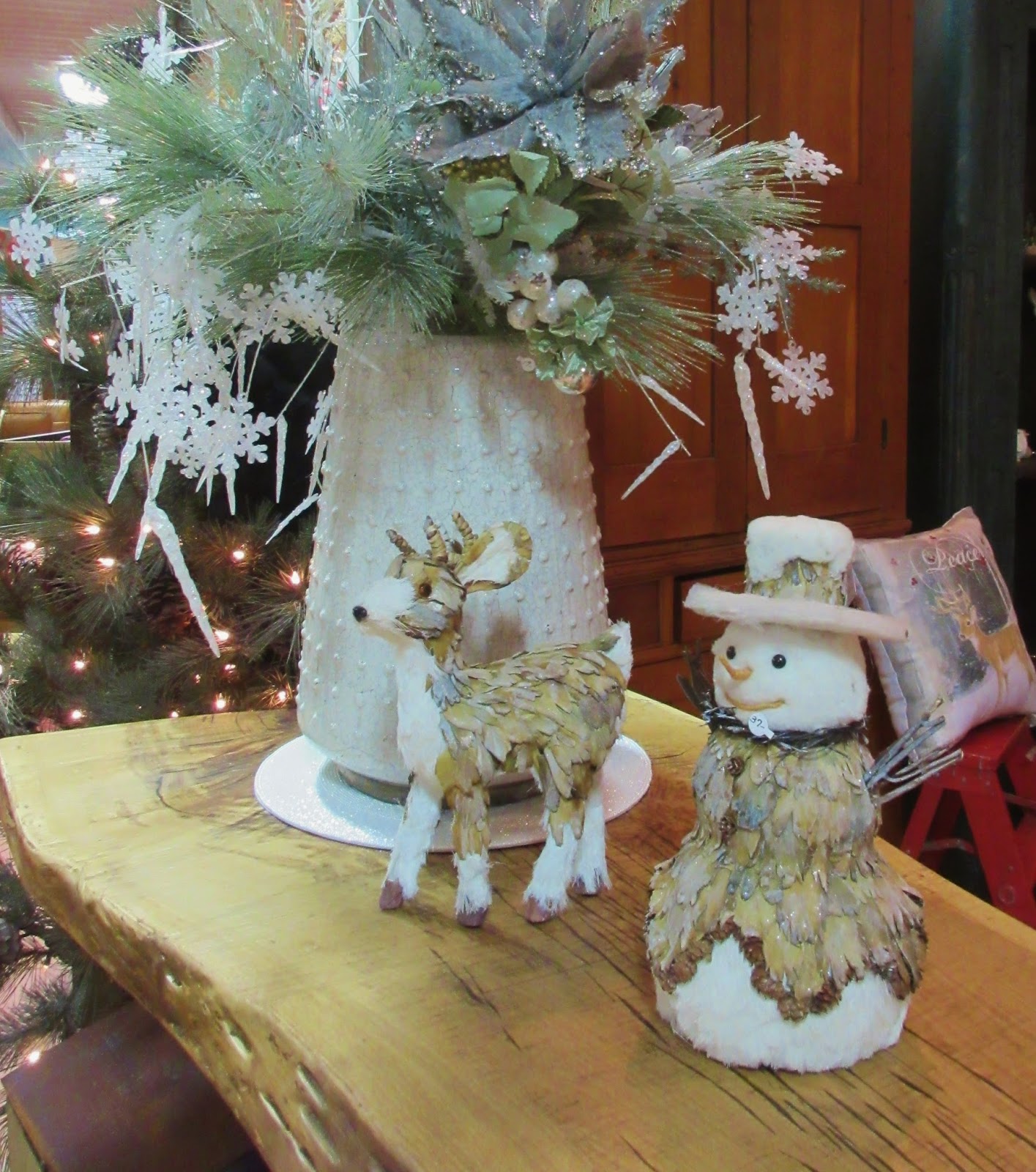 Maybe It's Just Me: It's Beginning to Feel a Lot Like Christmas