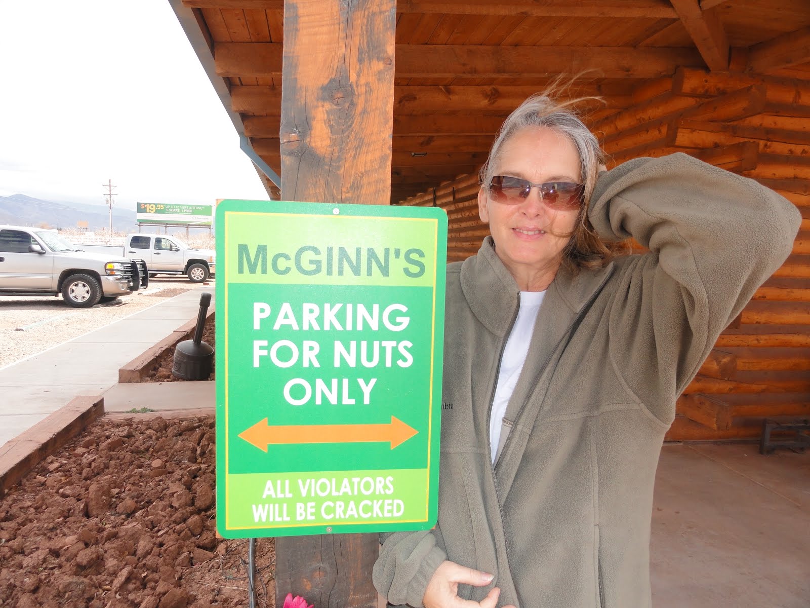 Retired Life World's largest Pistachio, Alamogordo, NM