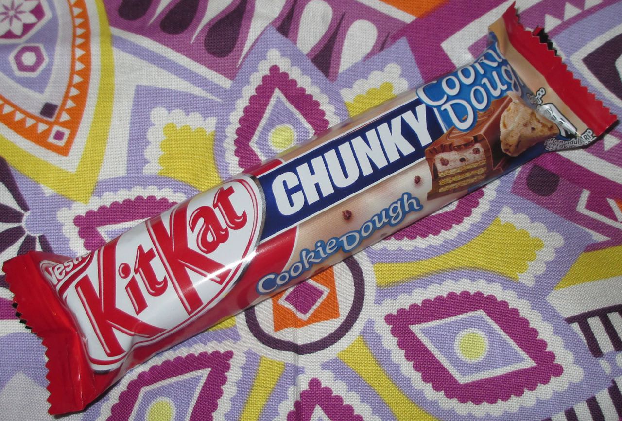 FOODSTUFF FINDS New Kit Kat Chunky Cookie Dough (Londis) By Cinabar FOODSTUFF FINDS New Kit Kat Chunky Cookie Dough (Londis) By Cinabar