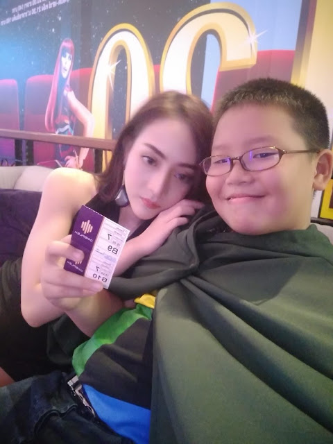 Heboh Bocah 10 Tahun Pacari Model, Para Jomblo Bisa Kejang-kejang nih Heboh Bocah 10 Tahun Pacari Model, Para Jomblo Bisa Kejang-kejang nih