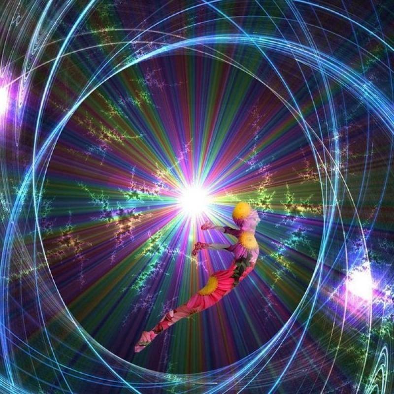Внутренний свет души. Энергичный человек. Энергия движение жизнь. Танец абстракция. Энергия движение жизнь.