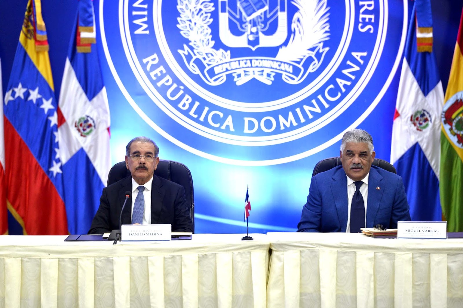 Revista El Cañero Ministro de Relaciones Exteriores