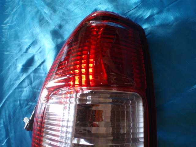 Ming_FD3S Garage: Isuzu Dmax 2005 Model Original Ampas Rear Lamp Tail