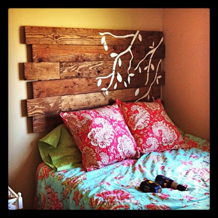 100+ DIY Pallet Ideas for Projects That Bulid Are Easy to Make and Sell