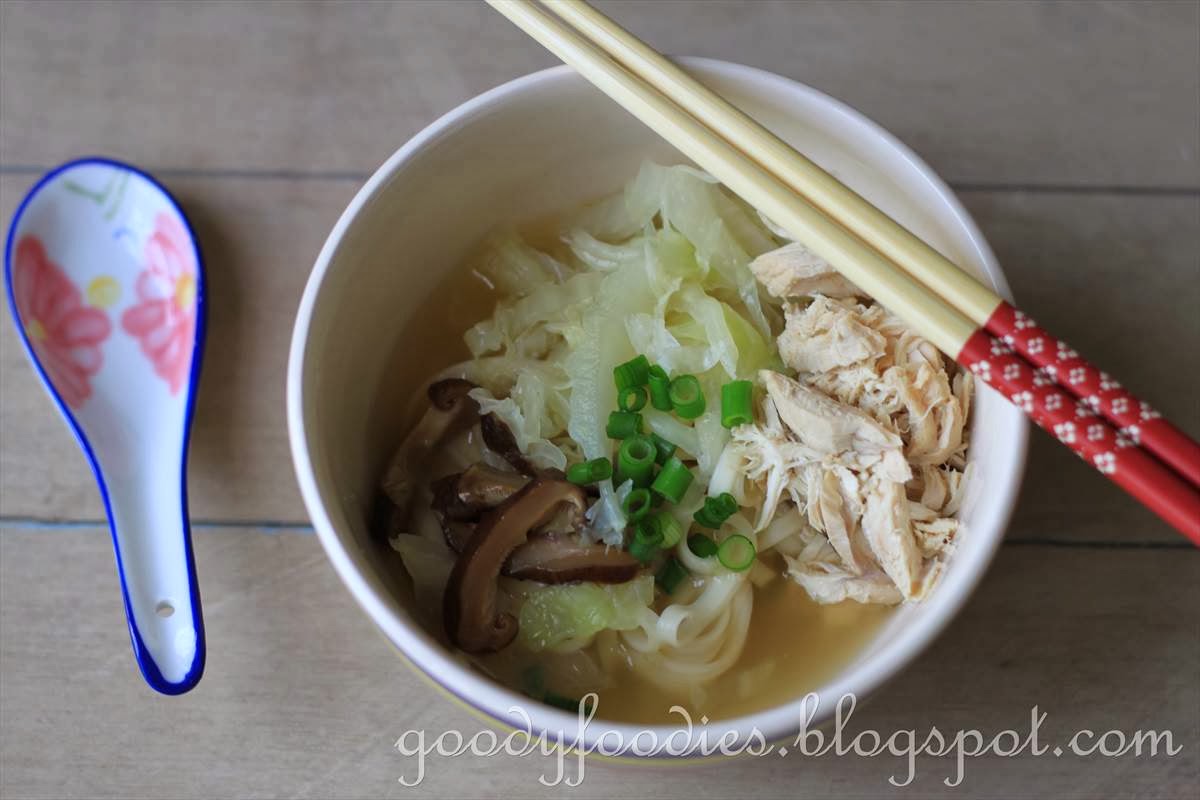 GoodyFoodies: Recipe: Easy Homemade Chicken Noodle Soup