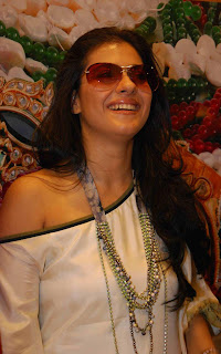 Kajol Devgn wearing a dazzling goggles 