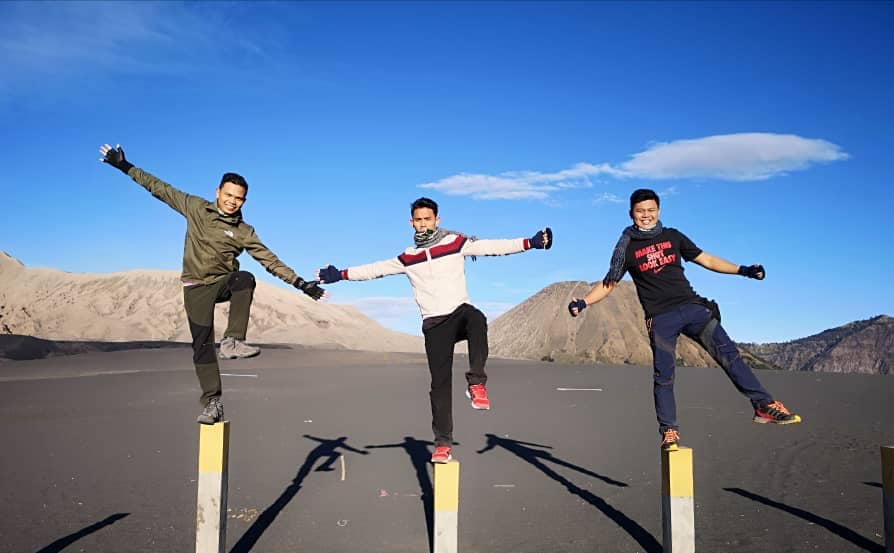 dexter & the geng ke bromo malang