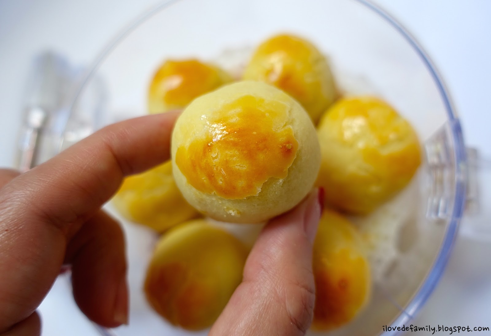 B. C. D. E. That's Us! Of Pineapple Tarts, Cheese Pineapple Tarts and