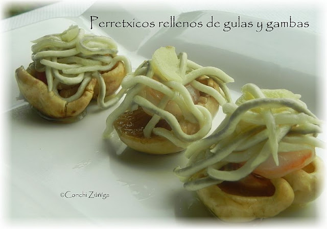 Perretxicos Rellenos De Gulas Y Gambas.
