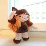 http://www.thesunandtheturtle.com/2017/02/amigurumi-squirrel-girl-free-crochet-pattern.html