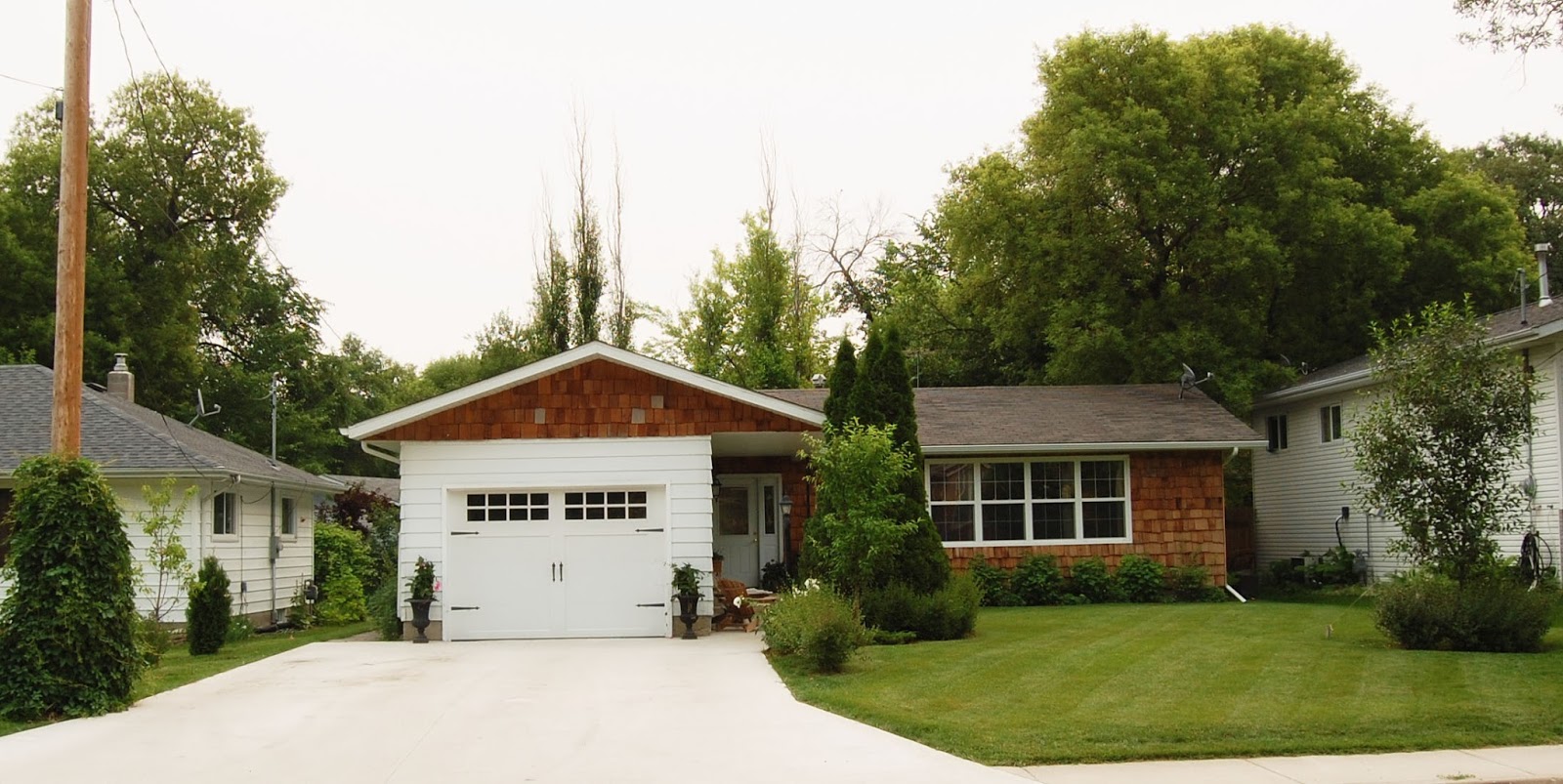 ROYAL LEPAGE Carman 247 4th Street SW Carman, MB