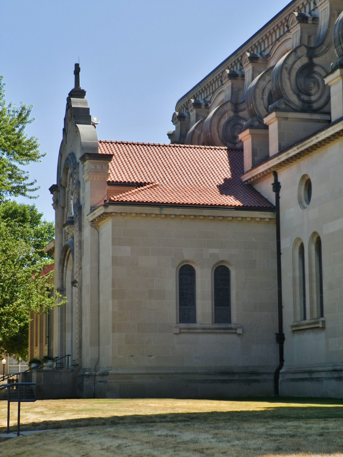 Places To Go, Buildings To See: St. Cecilia Cathedral - Omaha, Nebraska