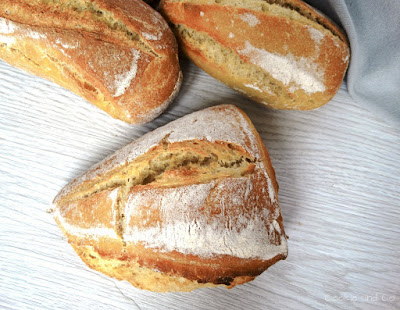 Dinkelbrötchen mit Joghurt