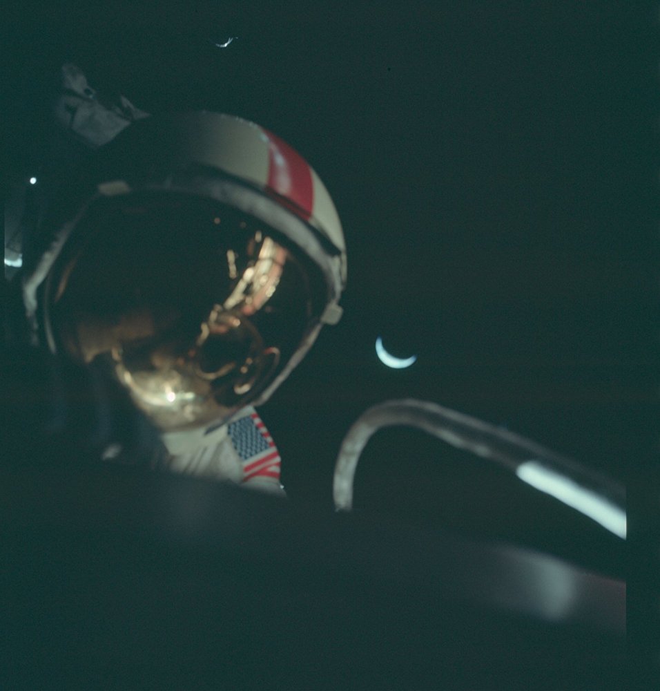 Some stunning Photos of Apollo Program conducted from 1961 to 1975 released by NASA