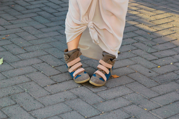 vander wedge sneaker