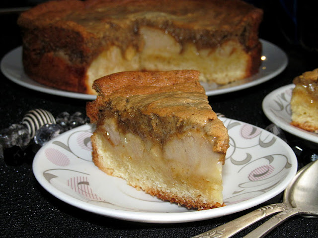 Арабский пирог с яблоком и халвой "Застенчивая Лейла"