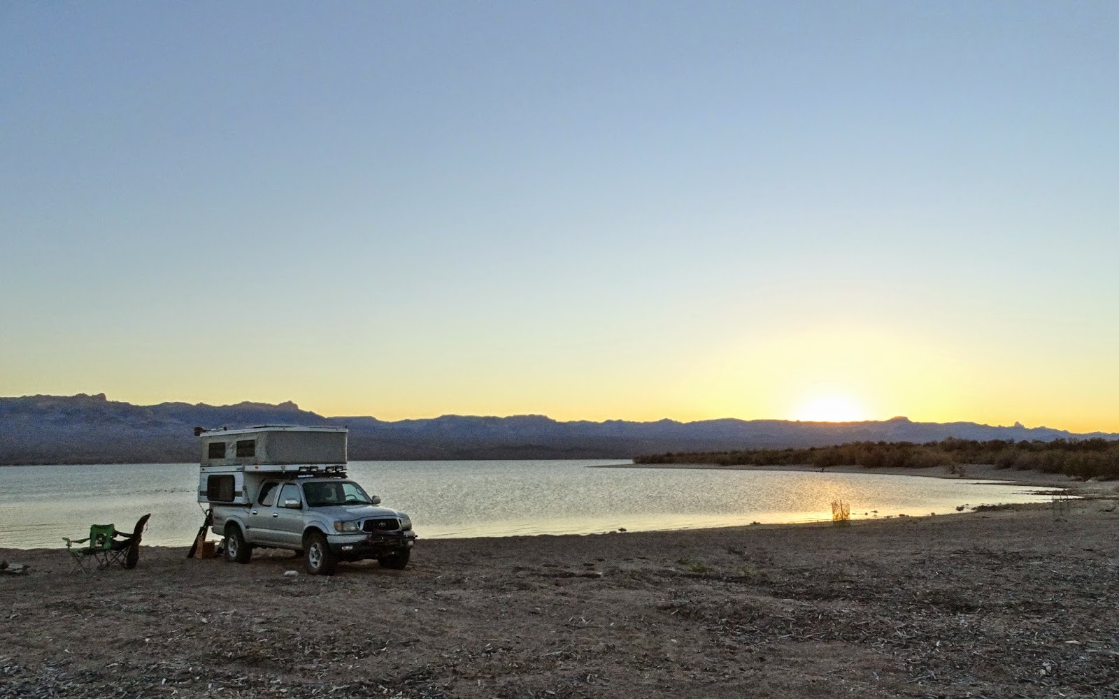 Our Four Wheel Camper Around Lake Mohave "Good place to wait for a