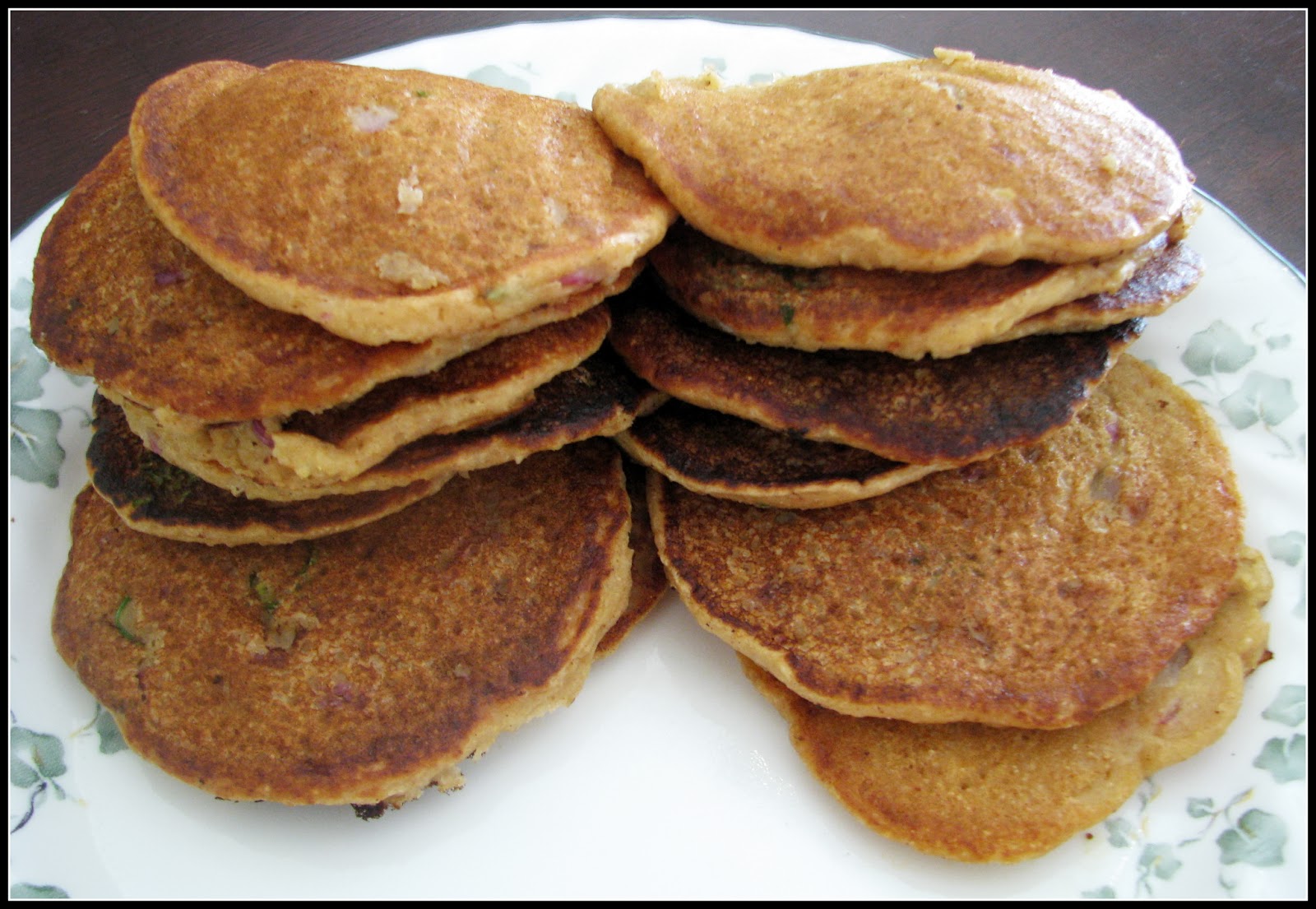 A Tribute to Cooking Savory Quinoa Pancakes / Quinoa Oothapam