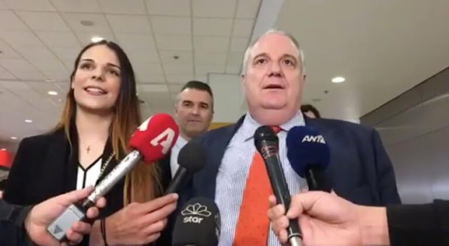 Ρωσική Έφηβος λεσβιακό σεξ